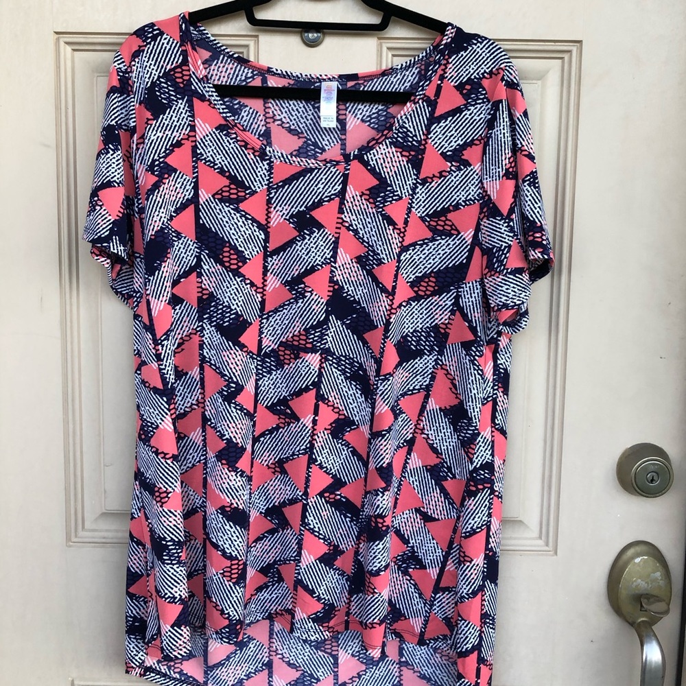 LuLaRoe Perfect Tee